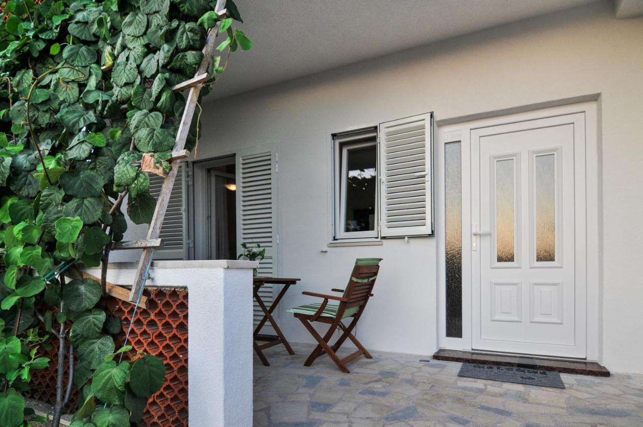 Apartments Kankul Кърк Екстериор снимка