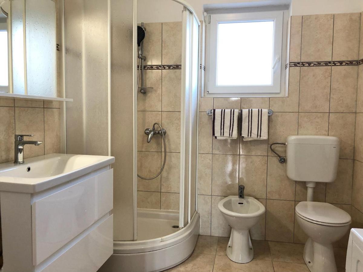 Apartments Kankul Кърк Екстериор снимка